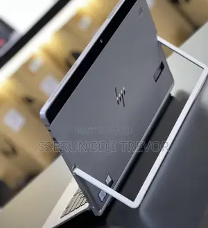 Laptop HP X2 8GB Intel Core i5 SSD 256GB