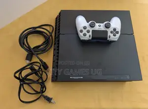 Sony Playstation 4 Ps4 Black System Console W/ Cords Controller