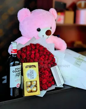 Love, Elegance and Sweet Surprise Combo