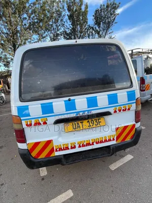 Toyota Grand HiAce 2006 White