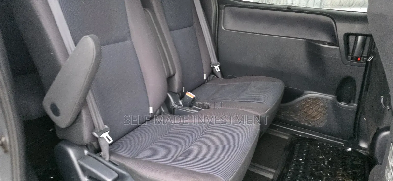 Toyota Noah 2015 Silver