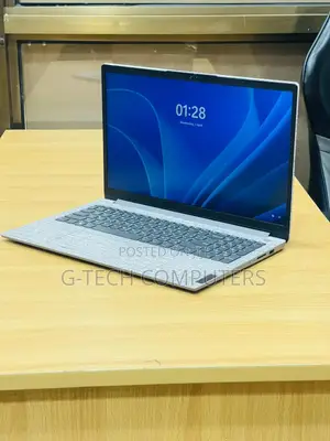 New Laptop Lenovo IdeaPad 110 8GB Intel Core i7 SSD 256GB