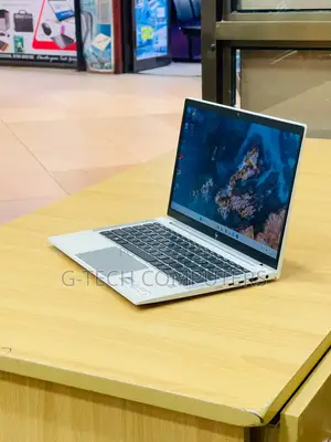New Laptop HP EliteBook 830 G8 8GB Intel Core i5 SSD 256GB