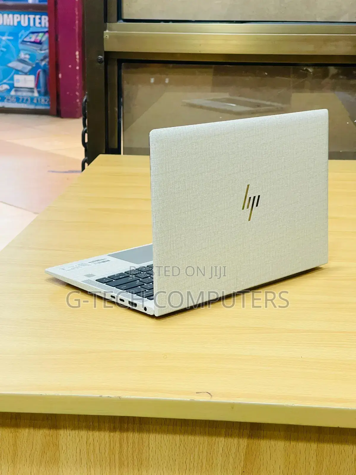 New Laptop HP EliteBook 830 G8 8GB Intel Core i5 SSD 256GB