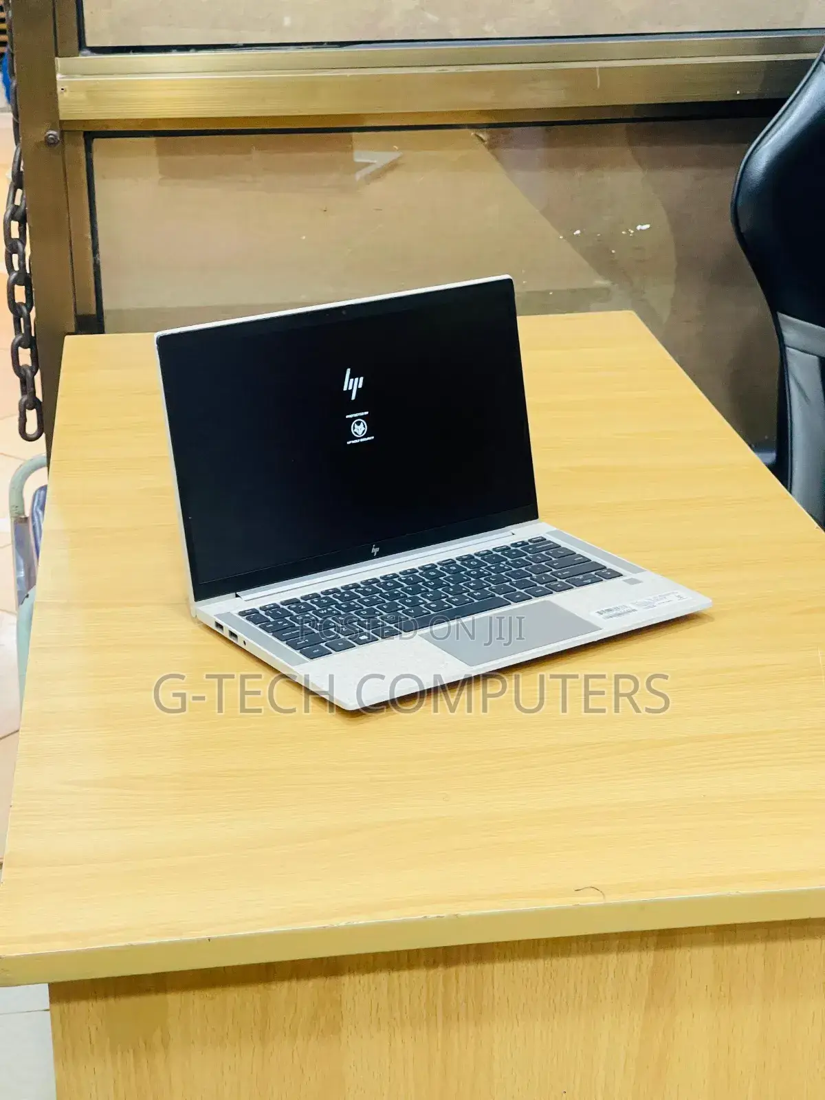 New Laptop HP EliteBook 830 G8 8GB Intel Core i5 SSD 256GB