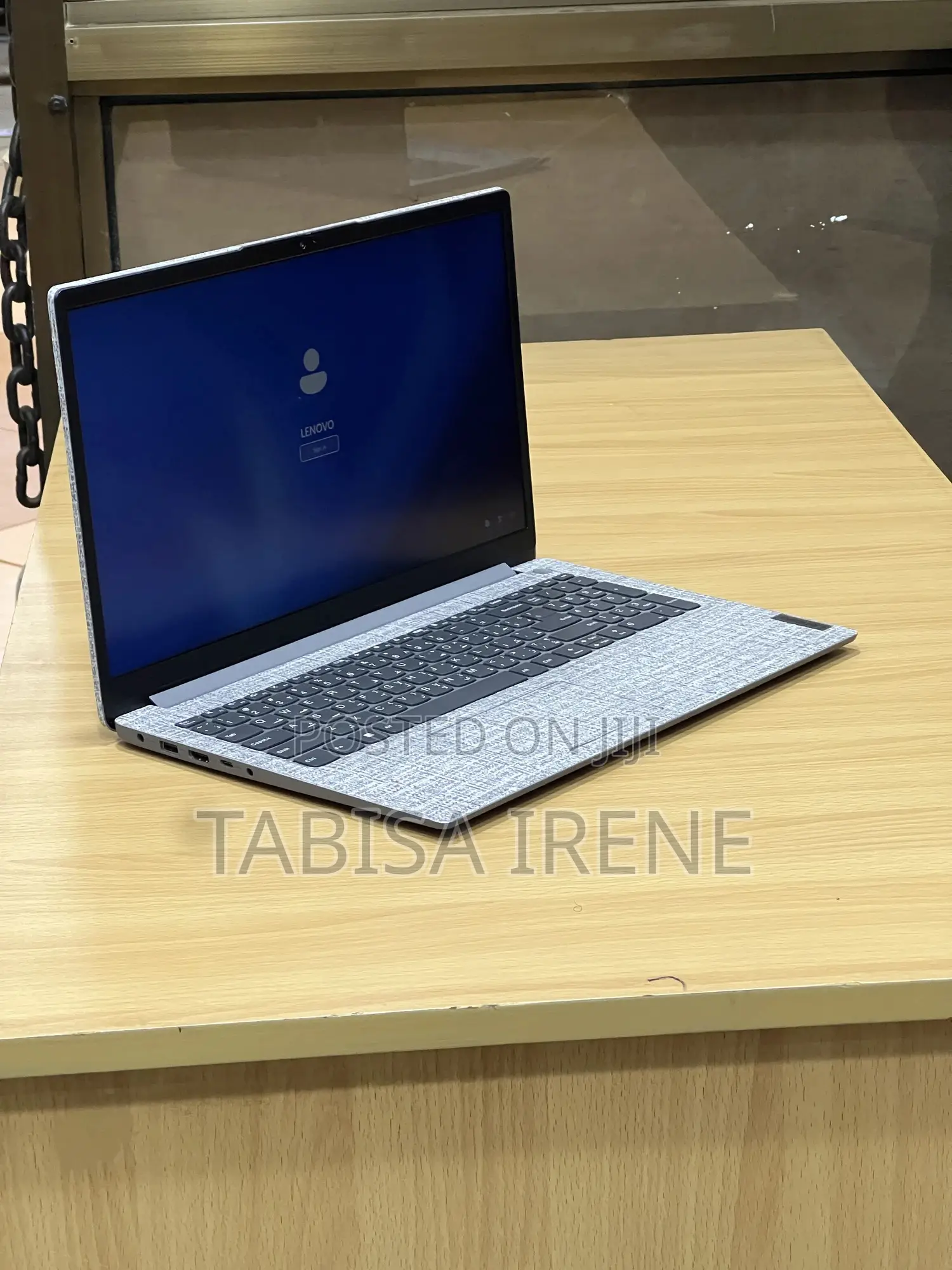 New Laptop Lenovo IdeaPad 1 8GB Intel Core i7 SSD 256GB
