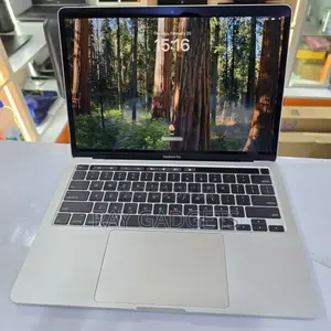 Laptop Apple MacBook 2020 16GB Intel Core i7 SSD 512GB