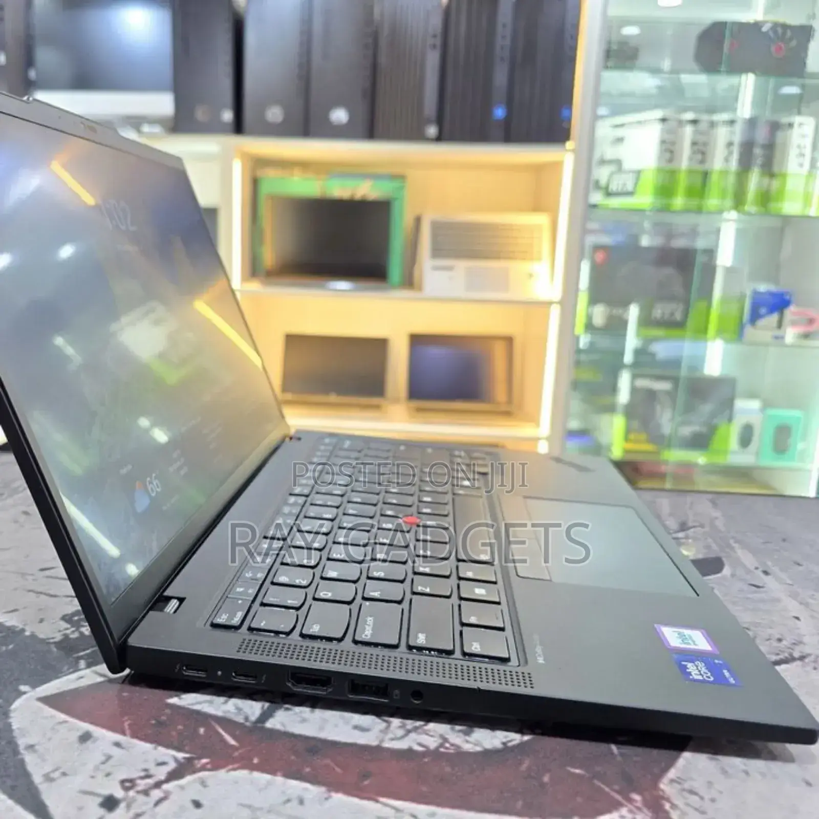 New Laptop Lenovo ThinkPad T14 8GB Intel Core i7 SSD 256GB