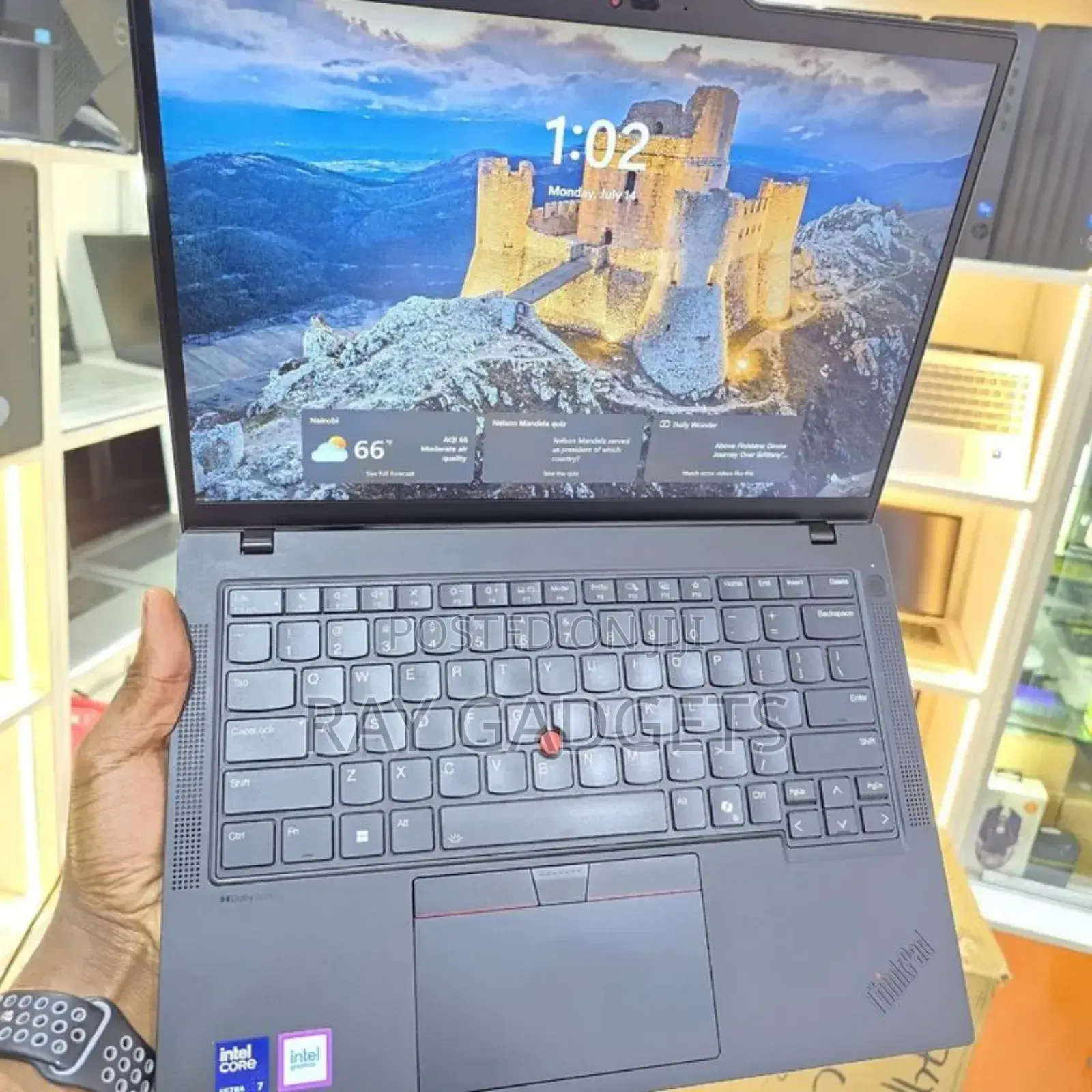 New Laptop Lenovo ThinkPad T14 8GB Intel Core i7 SSD 256GB