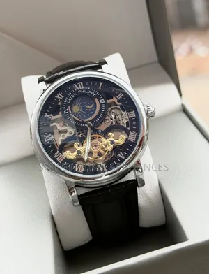 Patek Phillipe Geneva Men's Authentic Silver Chrome Wrist Time Piece