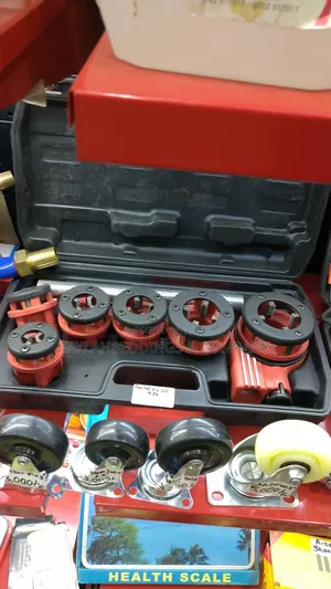 Ratcheting Pipe Tool Set Professional Cutting Pipe Threaders