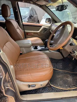 Jeep Cherokee 2002 Beige