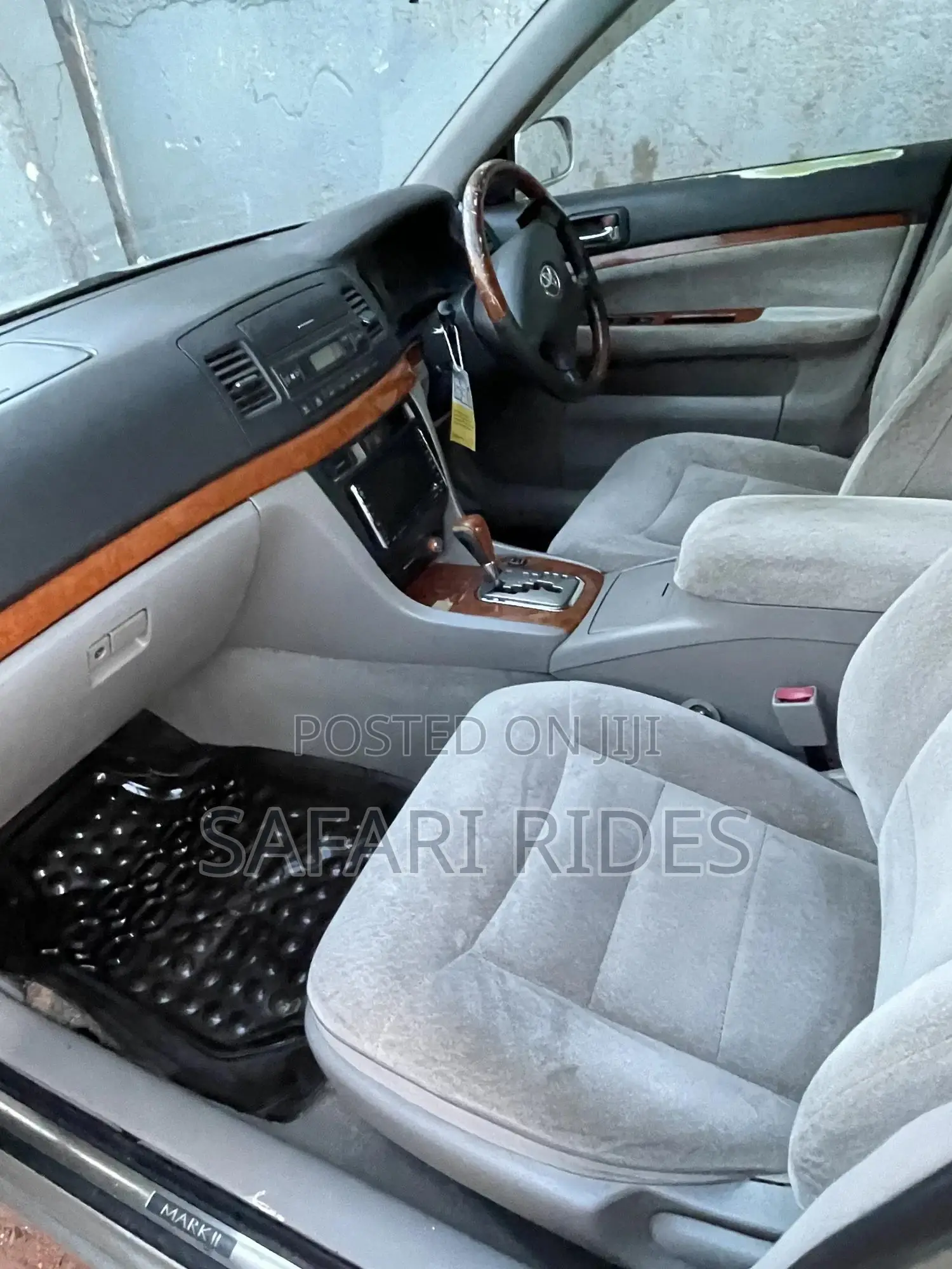 Toyota Mark II 2003 Silver