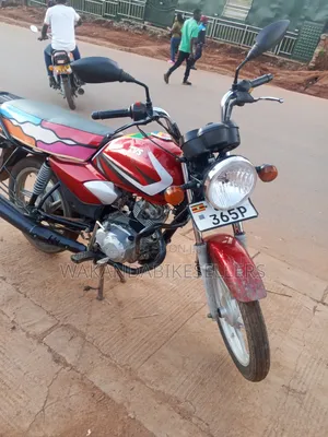 TVS HLX 125 2023 Red