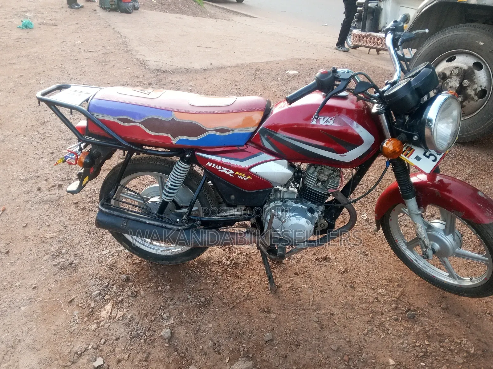TVS HLX 125 2023 Red