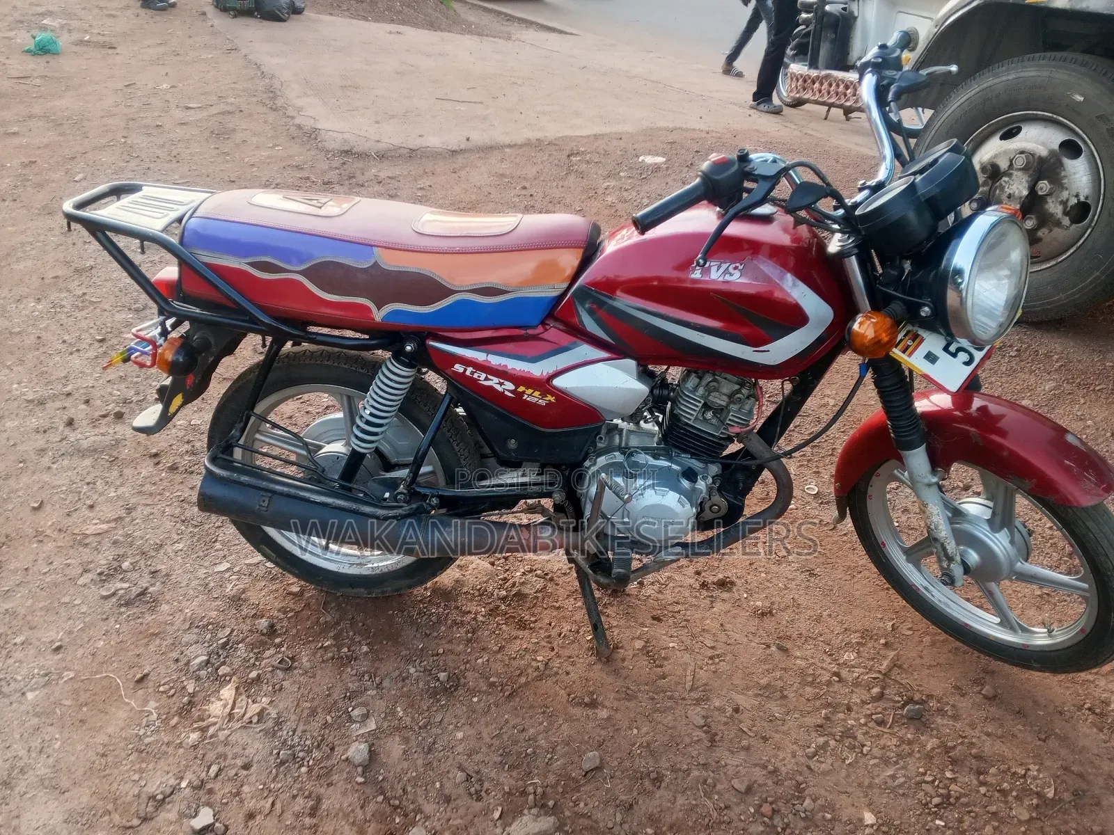 TVS HLX 125 2023 Red