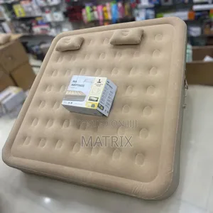 High Density Inflatable Air Mattress With Inbuilt Pump
