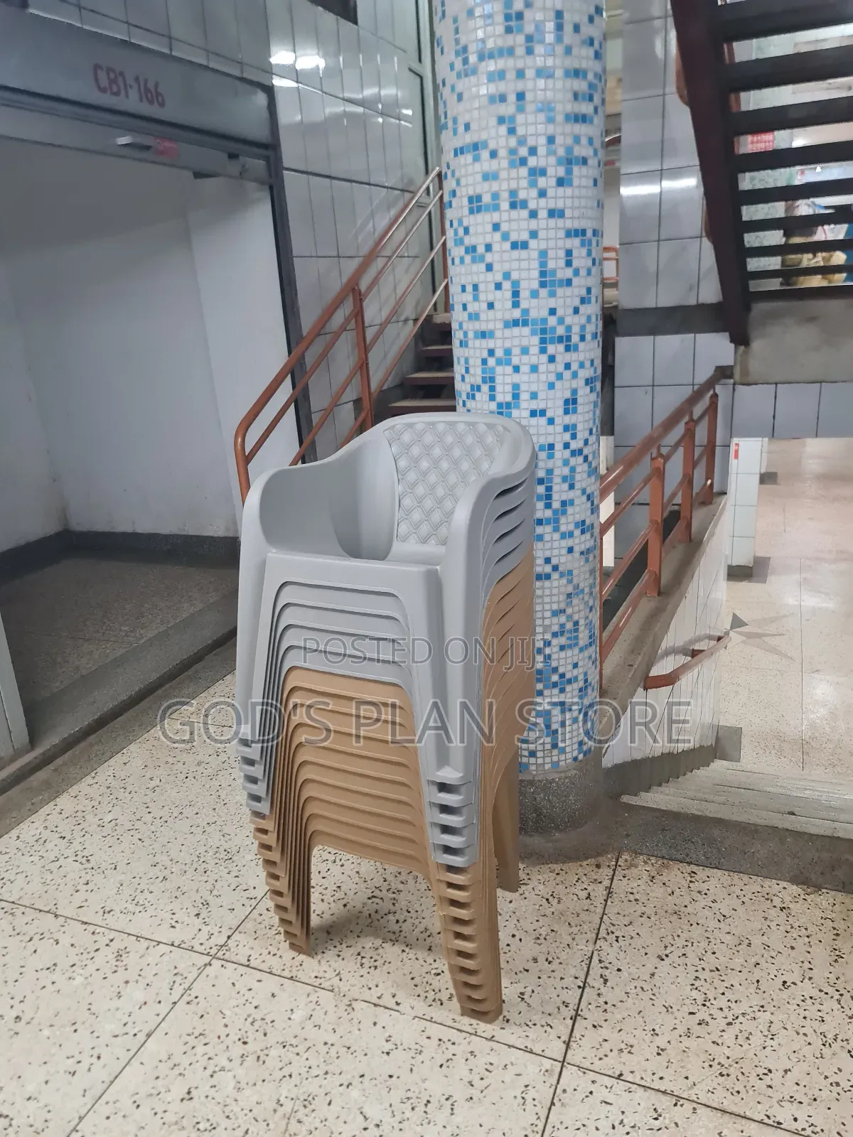 Diamond -Patterned Backrest Plastic Chairs Plastic Chairs