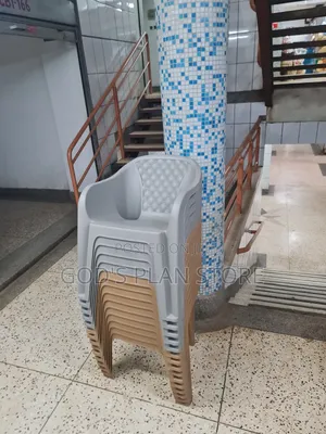 Diamond -Patterned Backrest Plastic Chairs Plastic Chairs