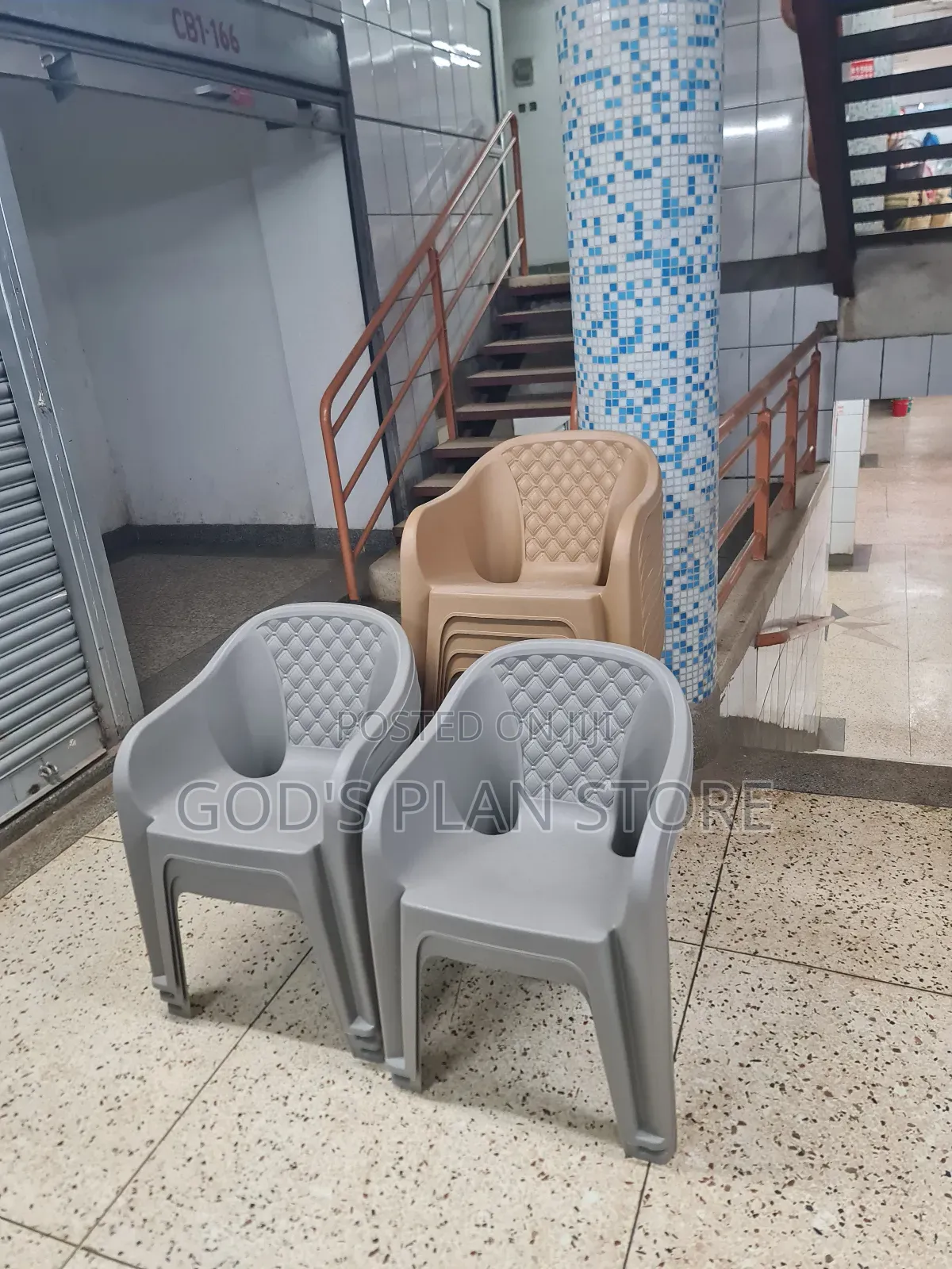 Diamond -Patterned Backrest Plastic Chairs Plastic Chairs