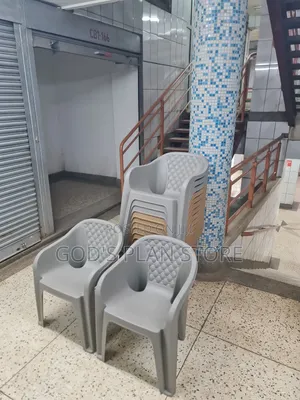 Diamond -Patterned Backrest Plastic Chairs Plastic Chairs