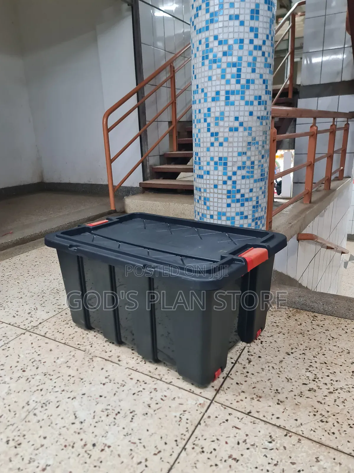 Sterilite 150litres Plastic Storage Boxes Plastic Storage Boxes
