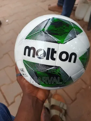 Molten F5a3400-G Football Matchball