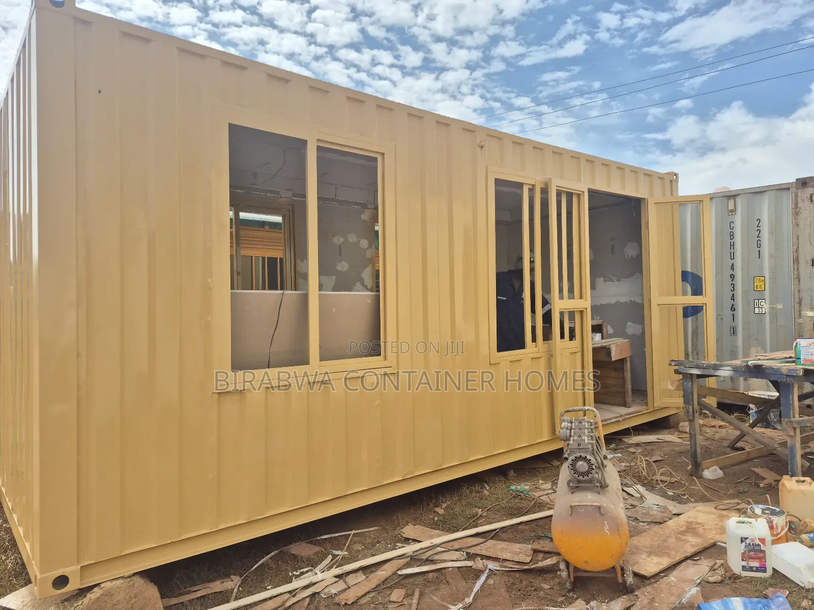 24 Ft Office Container With Ac 1200btu