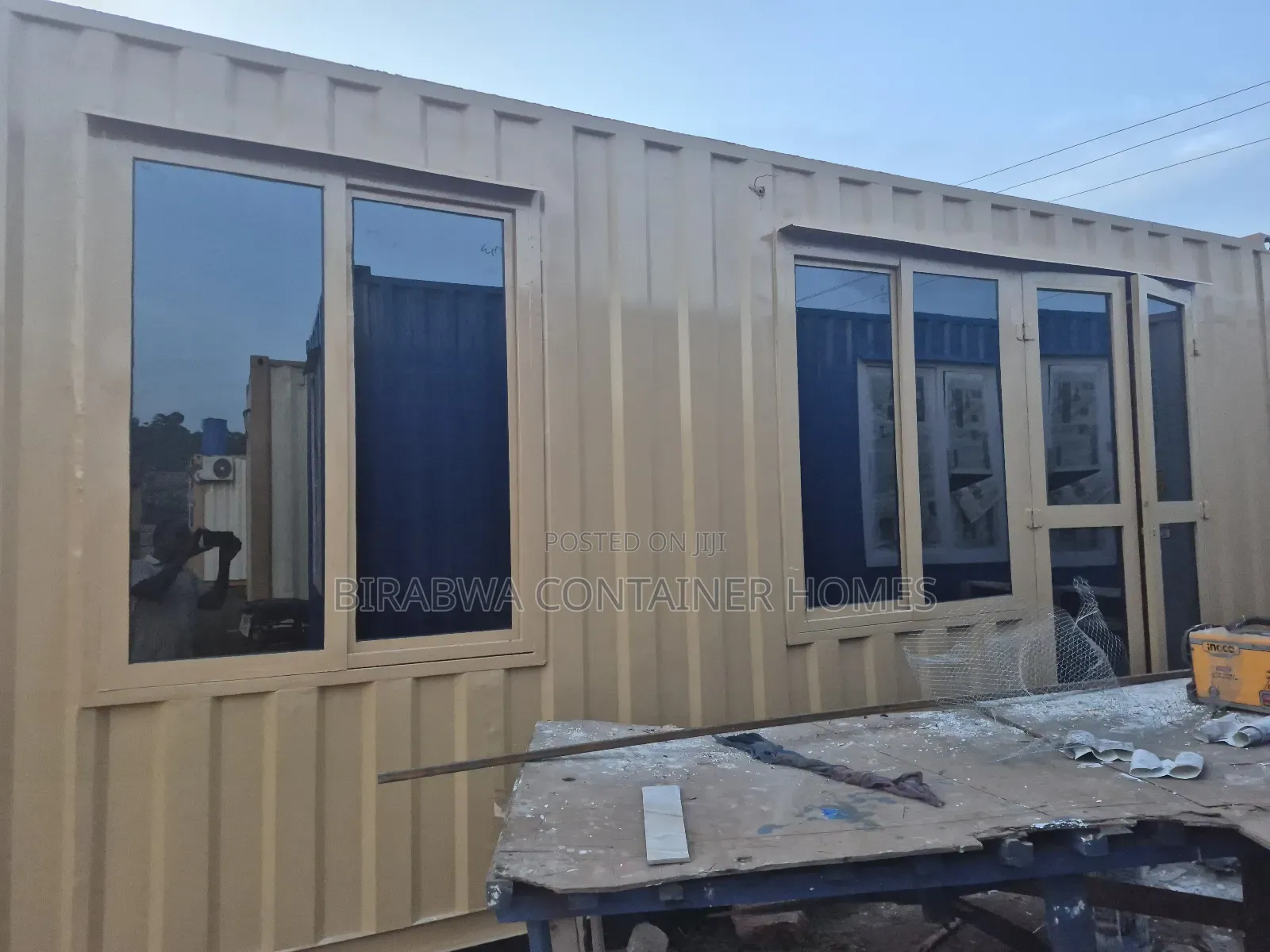 24 Ft Office Container With Ac 1200btu