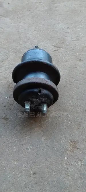 Subaru Outback Engine Mounting