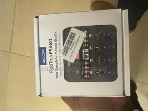 Podcast Mixer Zoom P4 Next Postal