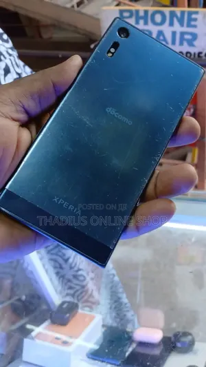 Son Xperia 5 Screen Replacement