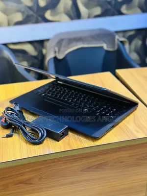 Laptop HP 15-dw1197nia 8GB Intel Core i5 HDD 500GB
