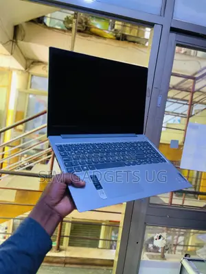 Laptop Lenovo 4GB Intel Core i5 HDD 320GB