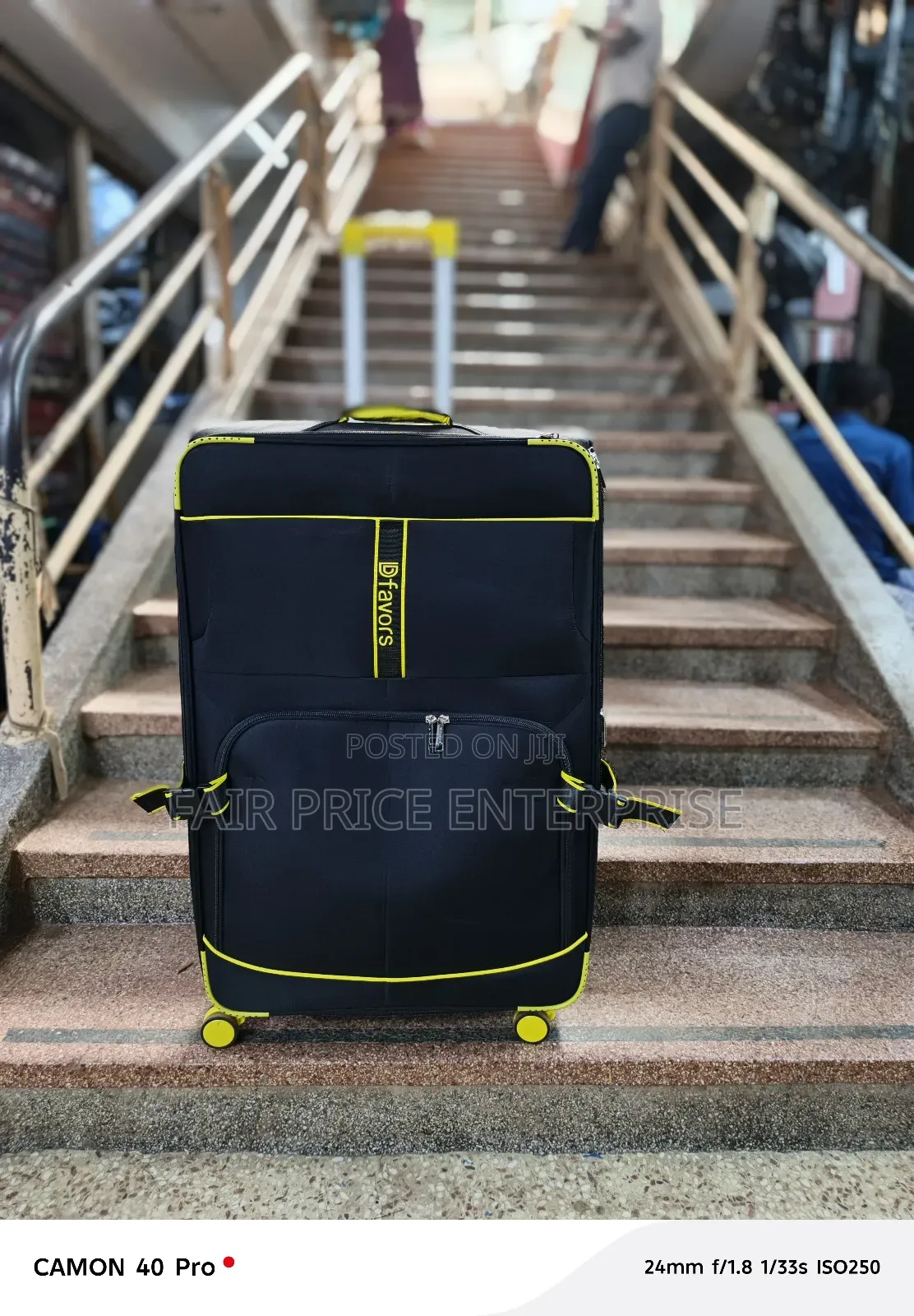 Quality Cloth Suitcases. Small Size. Black Color