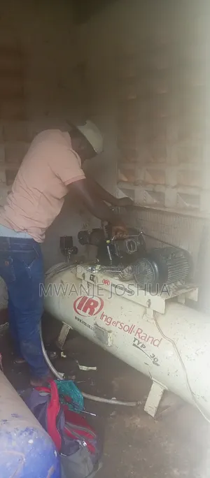 Air Compressor Mechanic Available