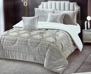 6 Piece Elegant Bedcover Cream