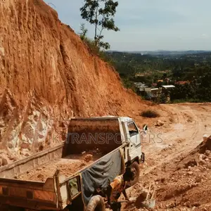 Lake Sand , Plasta, Clay Bricks, Aggregates, Marrum