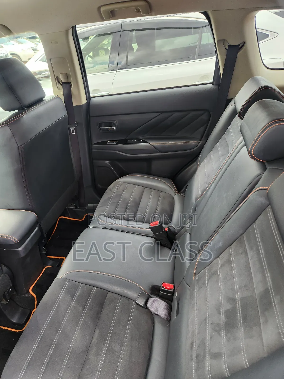 Mitsubishi Outlander 2.0 PHEV AWD 2017 Gray