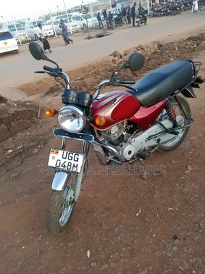 Bajaj Boxer 100 2024 Red