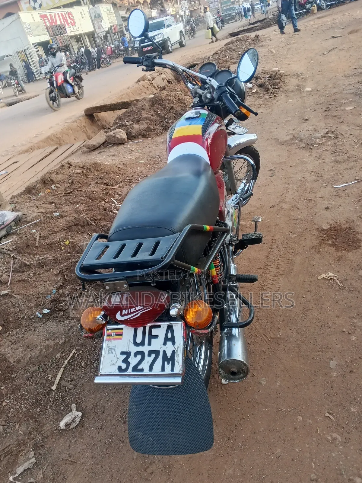 Bajaj Boxer 100 2023 Red