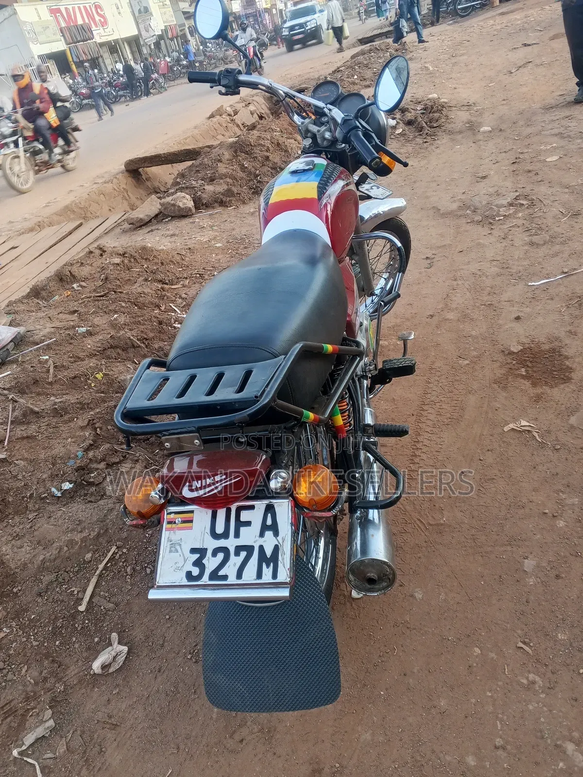 Bajaj Boxer 100 2023 Red