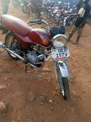 Bajaj Boxer 100 2021 Red
