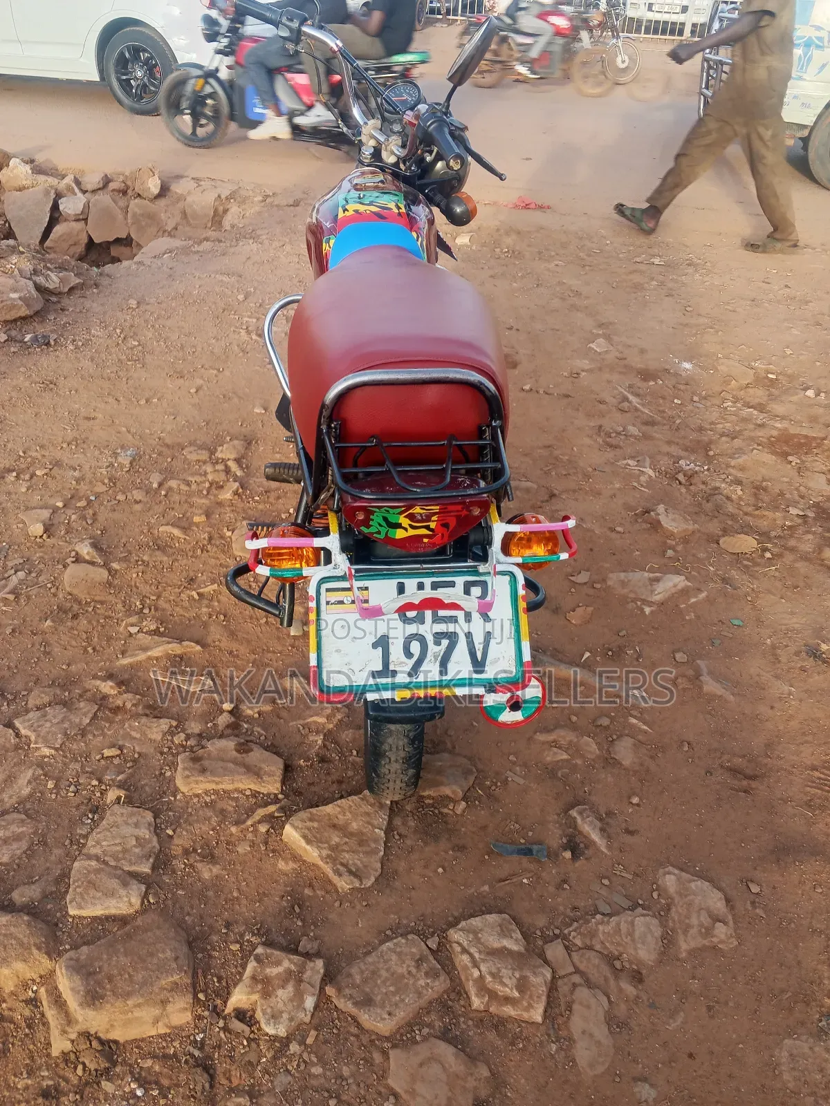 Bajaj Boxer 100 2021 Red