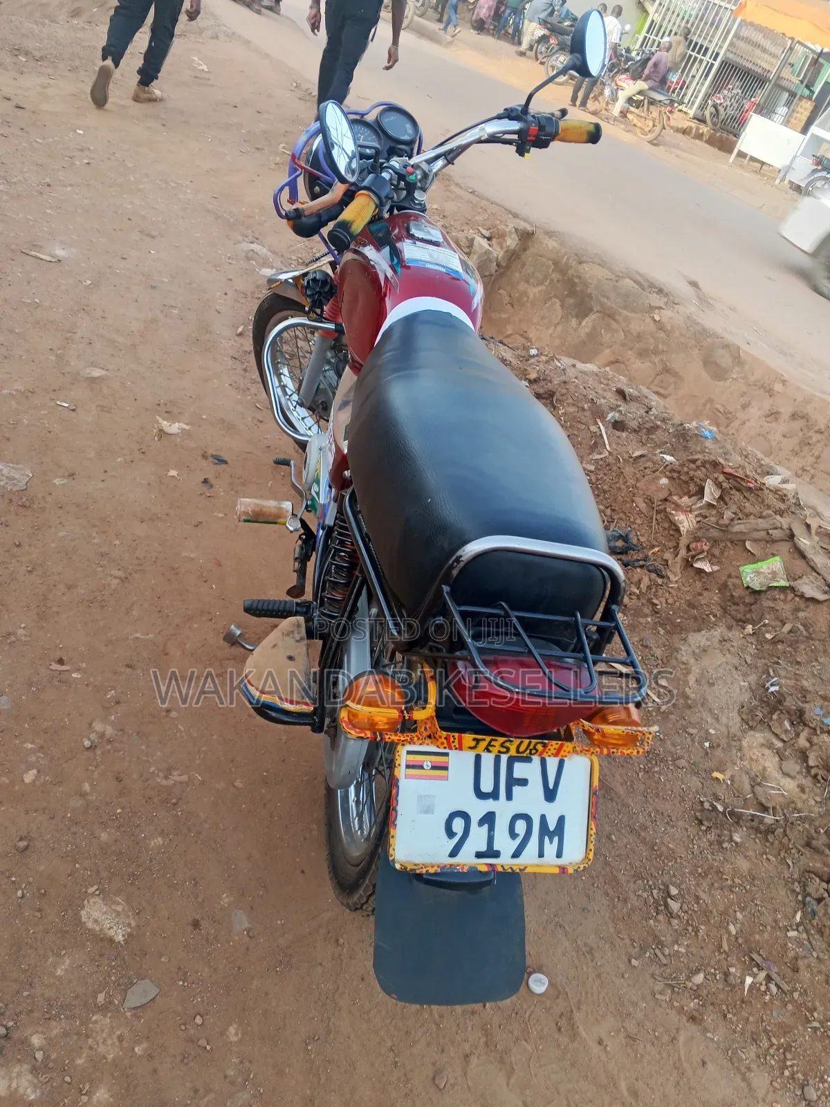 Bajaj Boxer 100 2023 Red