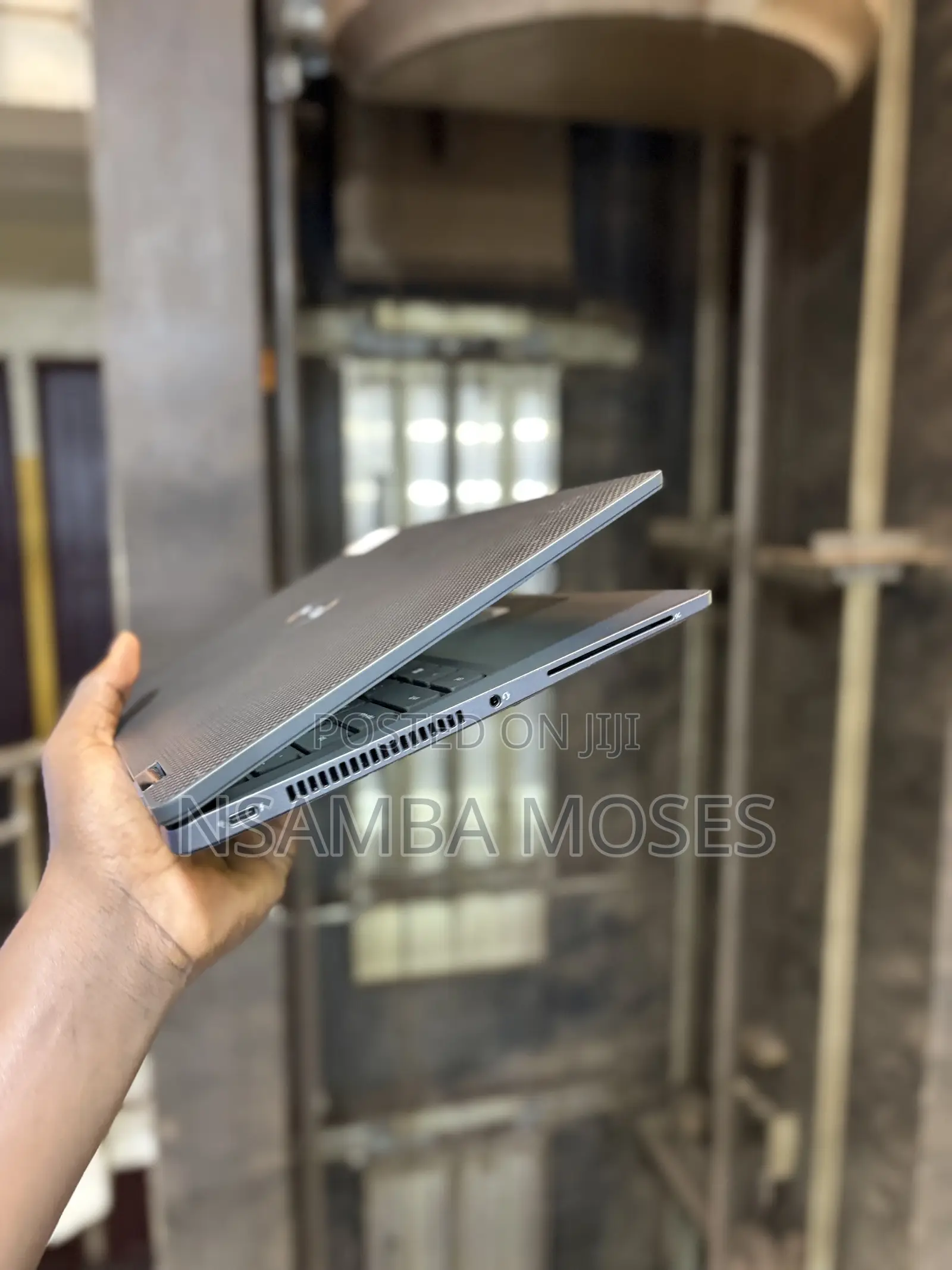 Laptop Dell Latitude 7410 32GB Intel Core i7 SSD 512GB