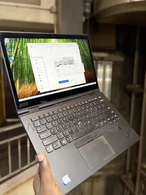 Laptop Lenovo Thinkpad X1 Yoga 8GB Intel Core i5 SSHD (Hybrid) 256GB