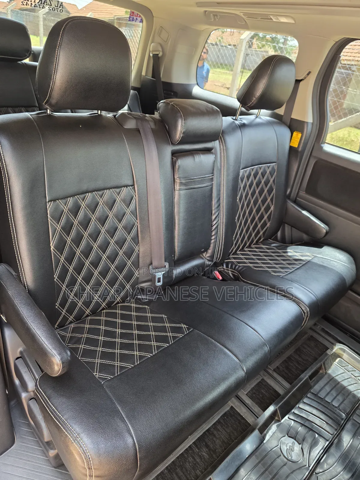 Toyota Alphard 2012 Gray