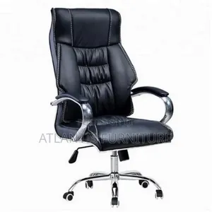 Black Shining Office Chair