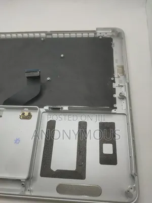 Macbook Pro A1425 13 Inch C Shell With Keyboard and Dust Cover